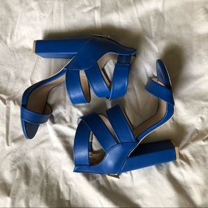 ⚡️flash sale ⚡️ Cobalt Blue Steve Madden Heels